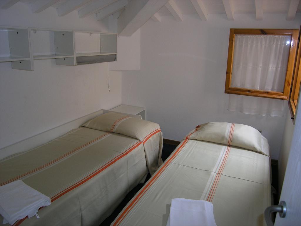 Villa Violetta Castiglioncello Bilik gambar